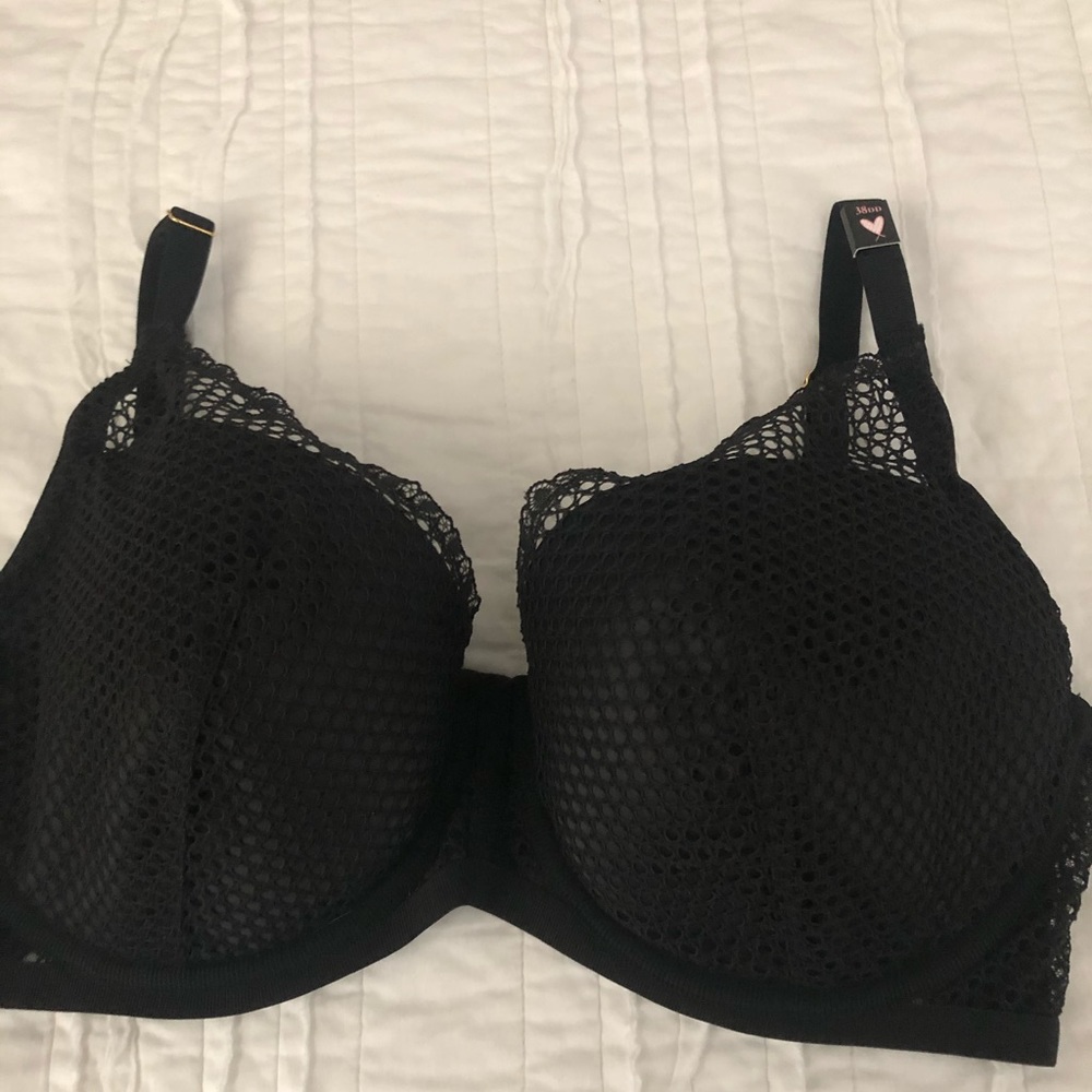 brand new victoria’s secret bra